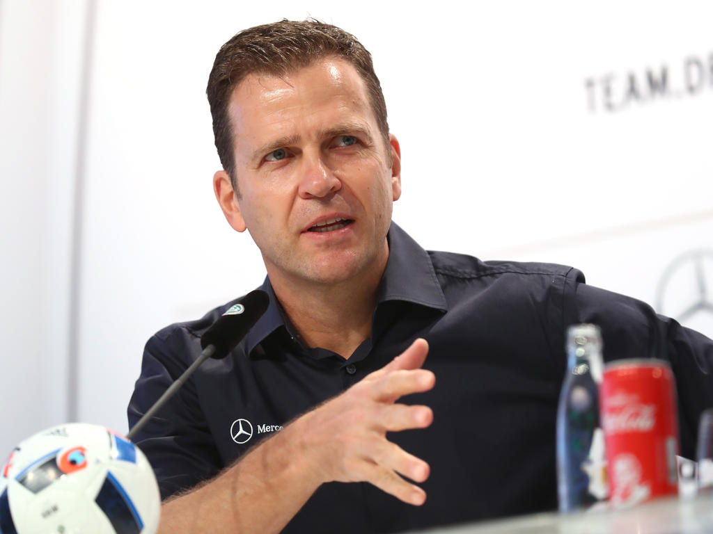 Oliver Bierhoff sieht den Weltmeister nicht in der Favoritenrolle Oliver Bierhoff sieht den Weltmeister nicht in der Favoritenrolle