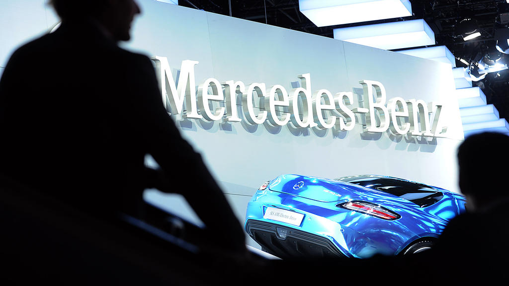 DFB-Sponsor Mercedes will die Vorwürfe von Mesut Özil genau prüfen