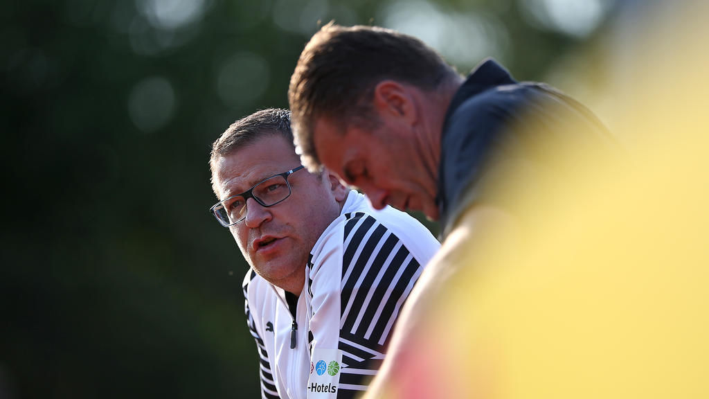 Max Eberl (l.) hofft auf einen Verbleib von Hazard, Dieter Hecking äußert sich zu aufkommenden Schalke-Gerüchten Max Eberl (l.) hofft auf einen Verbleib von Hazard, Dieter Hecking äußert sich zu aufkommenden Schalke-Gerüchten