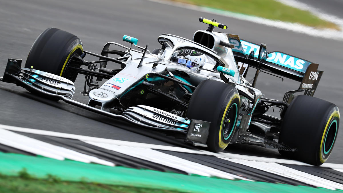 Valtteri Bottas holte sich am Freitag in Silverstone die Bestzeit Valtteri Bottas holte sich am Freitag in Silverstone die Bestzeit