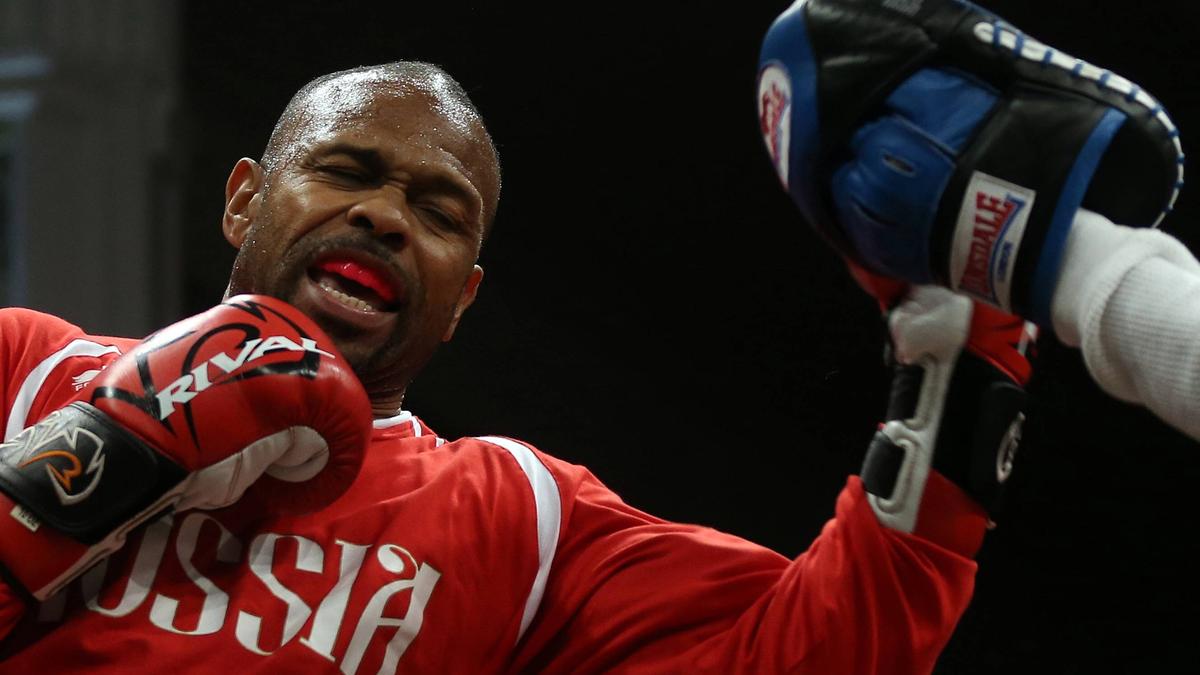 Kämpft gegen Mike Tyson: Roy Jones Jr. Kämpft gegen Mike Tyson: Roy Jones Jr.
