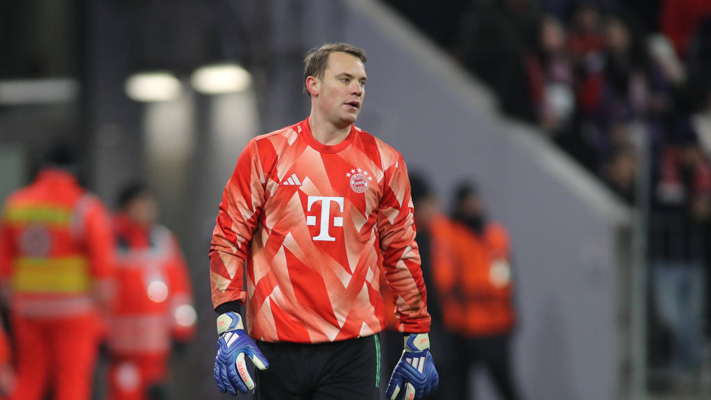 Manuel Neuer hat beim FC Bayern noch einmal bis 2025 unterschrieben Manuel Neuer hat beim FC Bayern noch einmal bis 2025 unterschrieben