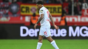 Jessic Ngankam sah nach 14 Minuten die rote Karte im Spiel gegen Leverkusen