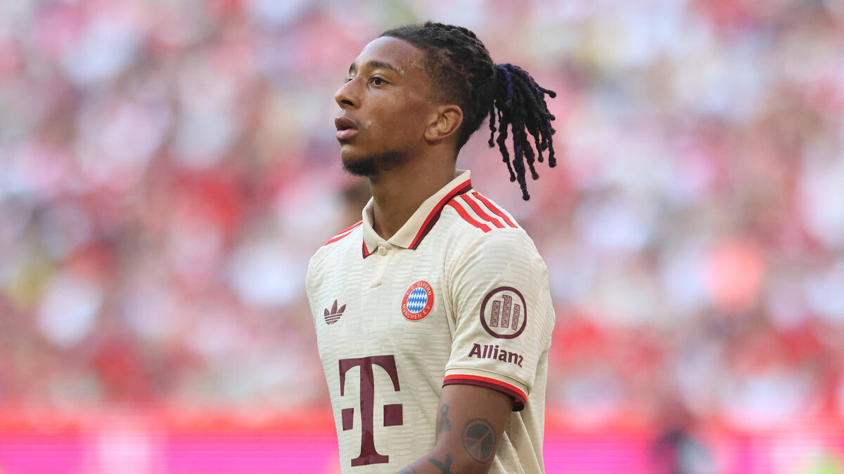 Michael Olise trong màu áo FC Bayern