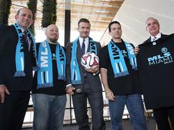 David Beckham (M.) bei der Präsentation seines MLS-Projekts
