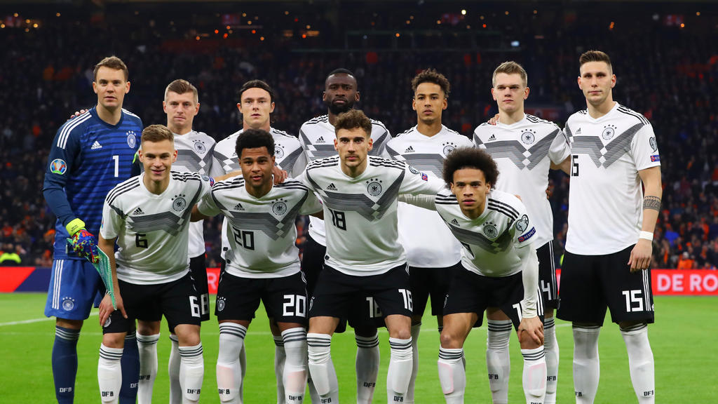 FIFA-Weltrangliste: Deutsche Fußball-Nationalmannschaft ...