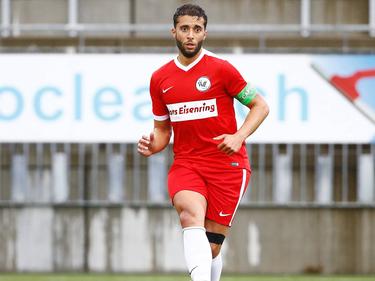 Guy Ramos krijgt speelminuten tijdens het oefenduel FC Wil 1900 - FC Rapperswil (02-07-2016).