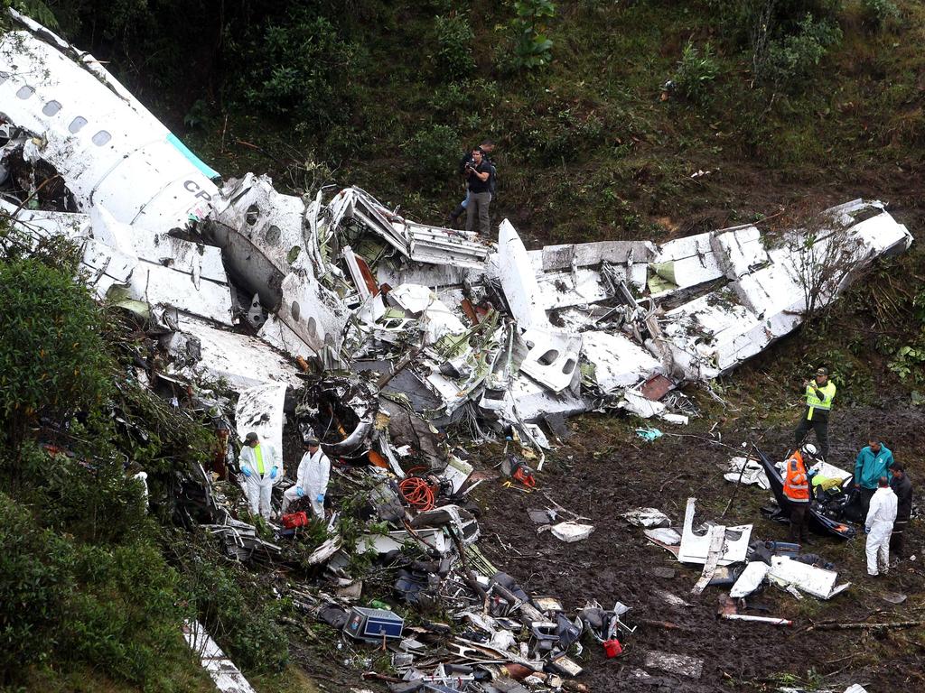 Imagen del avión destrozado en tierras colombianas. (Foto: Imago)