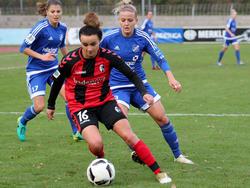 Lina Magull (v.) bleibt in Freburg