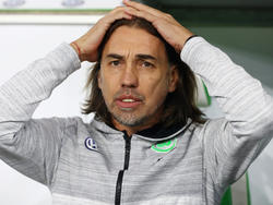 Wolfsburgs Trainer Martin Schmidt konnte die Niederlage seines Teams gegen Augsburg nicht verhindern