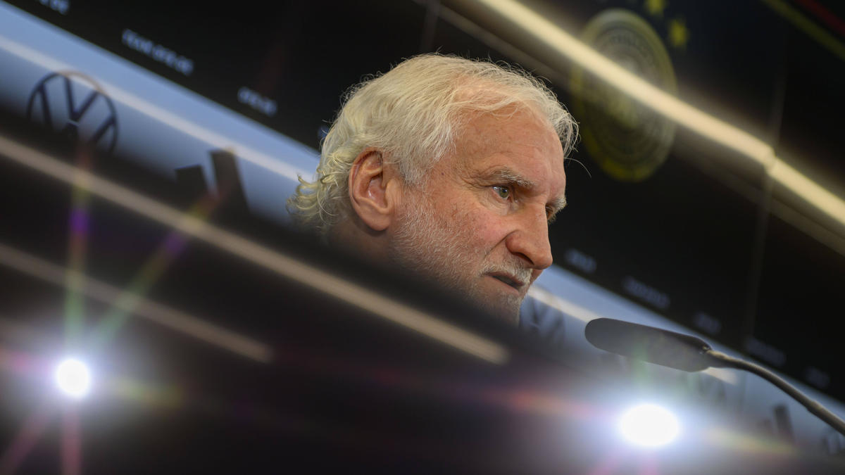 Rudi Völler soll die Nationalmannschaft auf Vordermann bringen