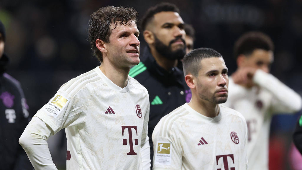 Der FC Bayern wurde in Frankfurt vermöbelt