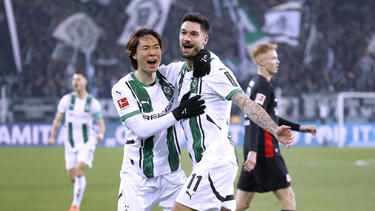 Ko Itakura (l.) wird beim BVB gehandelt