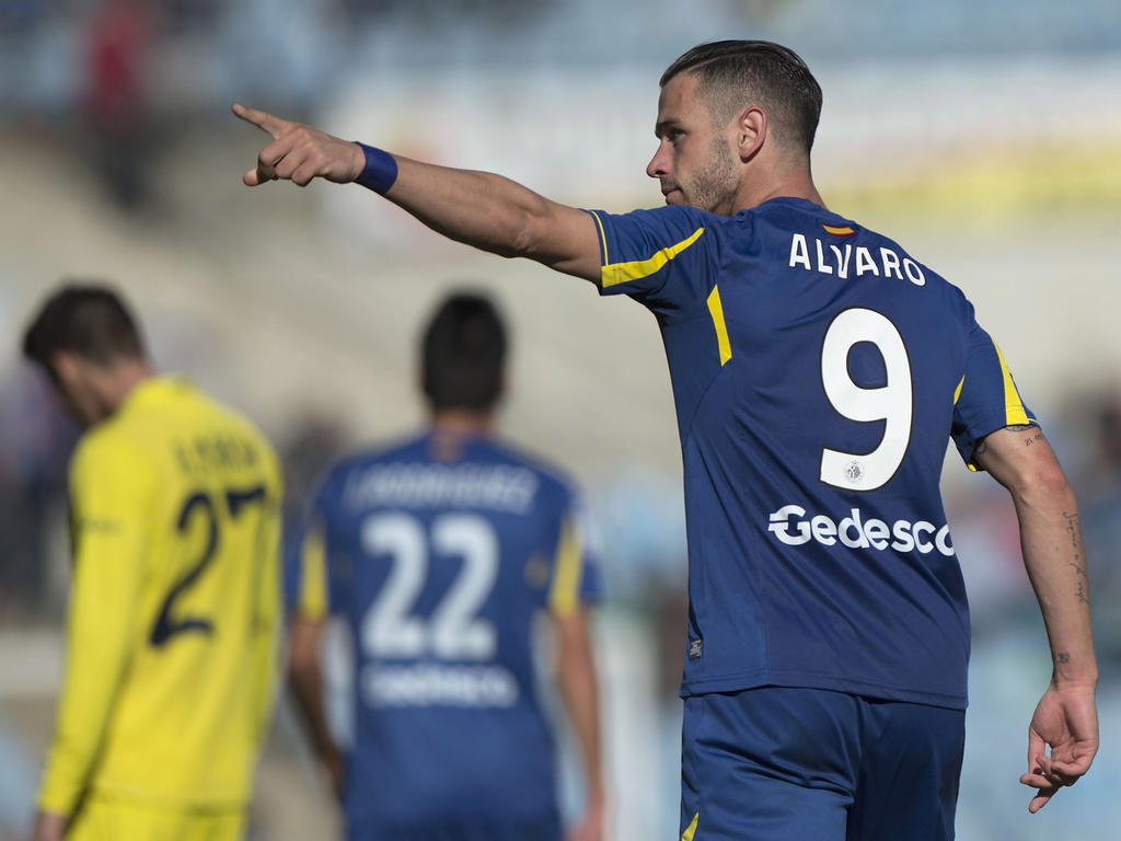 Álvaro celebrando un gol en liga ante el Villarreal. (Foto: Getty)