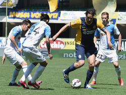 A dos semanas de cumplir 38 años, Luca Toni adelantaba a su equipo 2-1. (Foto: Getty)