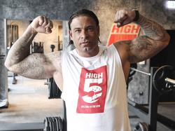Tim Wiese lässt gern die Muskeln spielen