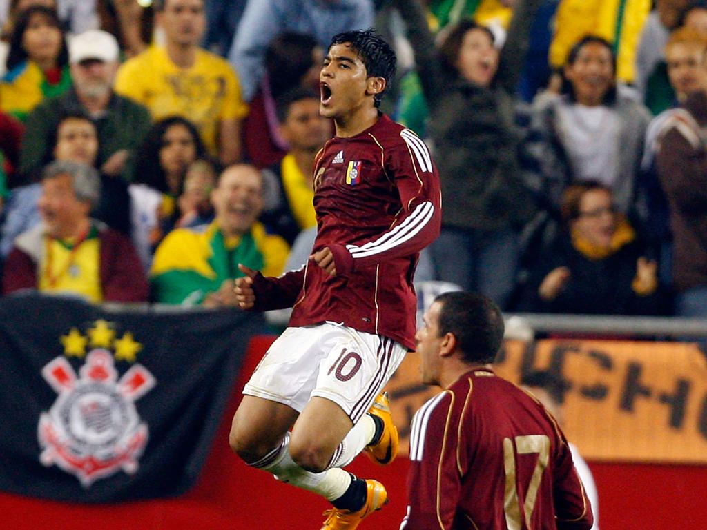 Vargas celebra un tanto con la selección venezolana en 2008. (Foto: Getty)