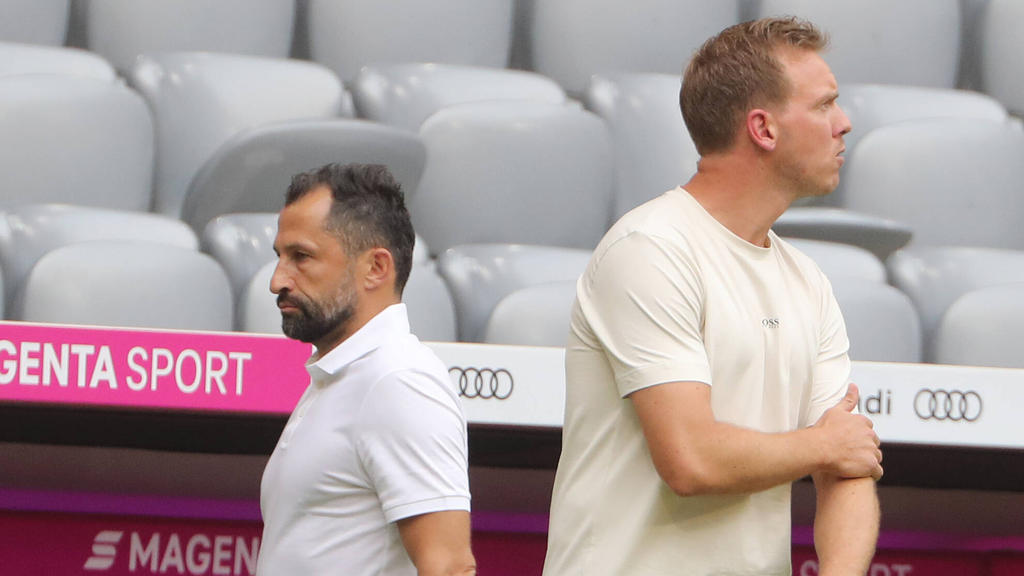 Julian Nagelsmann (re.) lässt sich von pöbelnden Fans des FC Bayern nicht verunsichern Julian Nagelsmann (re.) lässt sich von pöbelnden Fans des FC Bayern nicht verunsichern