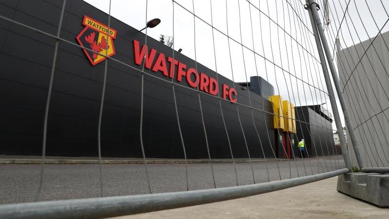 Der FC Watford bietet dem Gesundheitsdienst sein Stadion an
