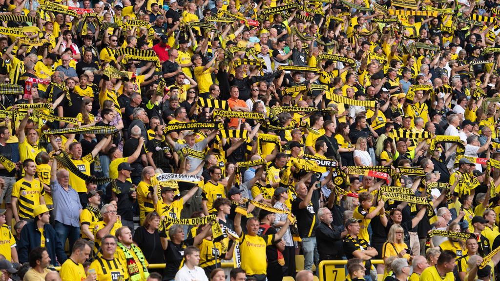 BVB-Fans beim Spiel gegen den 1. FC Köln