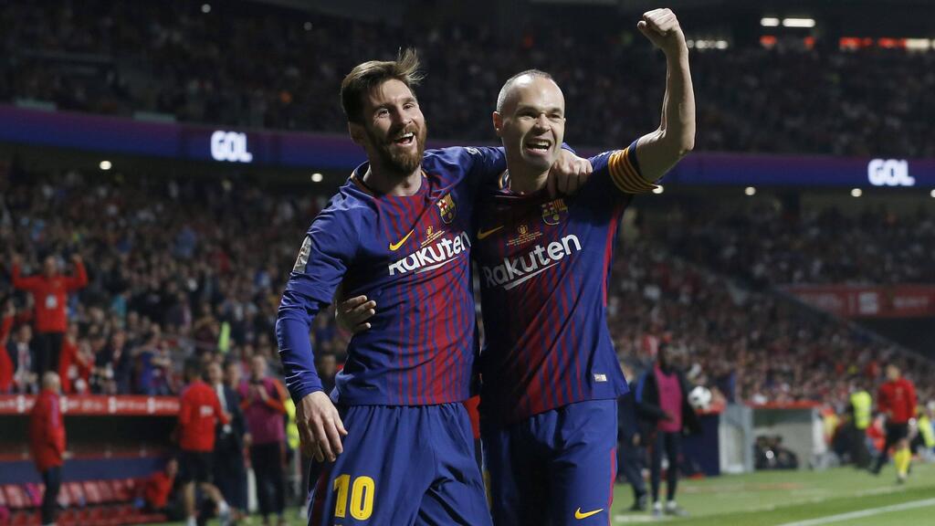 Messi und Iniesta spielten jahrelang in Barcelona zusammen Messi und Iniesta spielten jahrelang in Barcelona zusammen