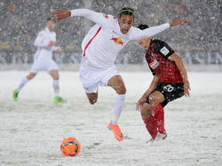 Yussuf Poulsen und RB Leipzig verlieren das Ligaspiel im Freiburger Schnee