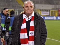 Bayern-Präsident Uli Hoeneß hat ein klares Anforderungsprofil an den neuen Sportdirektor