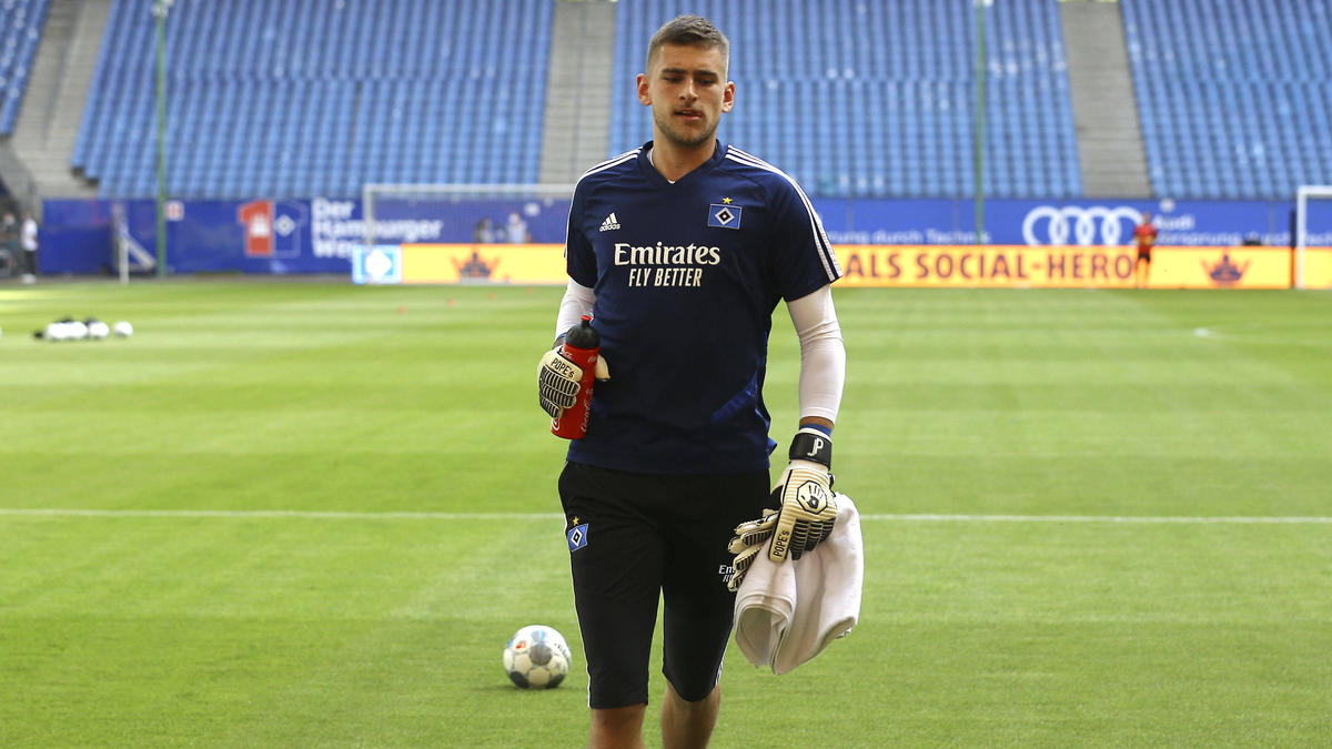 Julian Pollersbeck provavelmente não tem futuro no HSV