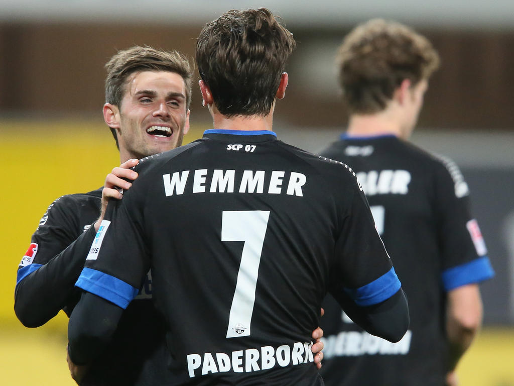 Der Paderborner Jens Wemmer zog sich in der Partie gegen Aue einen Außenbandriss am rechten Sprunggelenk zu Der Paderborner Jens Wemmer zog sich in der Partie gegen Aue einen Außenbandriss am rechten Sprunggelenk zu