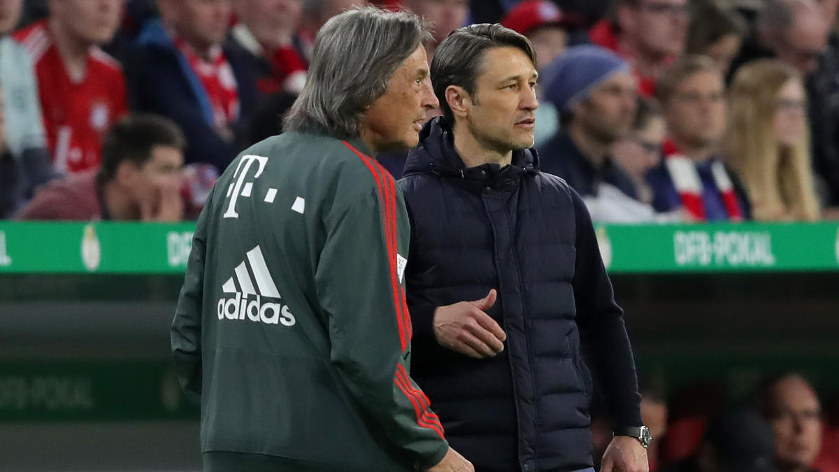 Langjähriger Mannschaftsarzt des FC Bayern: Hans-Wilhelm Müller-Wohlfahrt (l.) Langjähriger Mannschaftsarzt des FC Bayern: Hans-Wilhelm Müller-Wohlfahrt (l.)