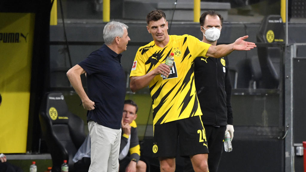 Thomas Meunier (r.) an der Seite von Ex-BVB-Trainer Lucien Favre Thomas Meunier (r.) an der Seite von Ex-BVB-Trainer Lucien Favre