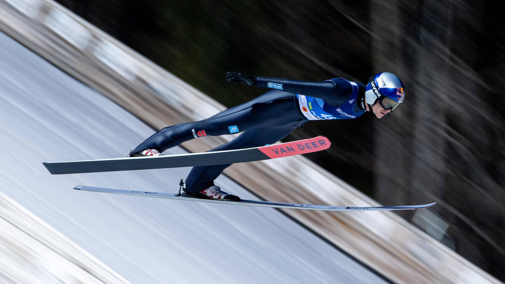 Doppeltes-Medaillen-Gl-ck-f-r-Skispringer