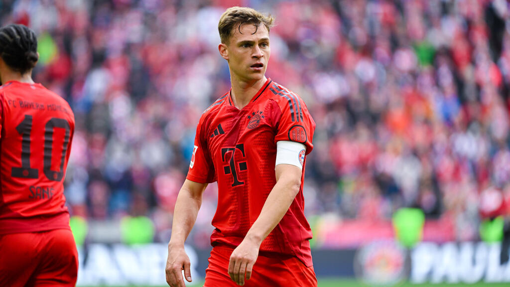 Joshua Kimmich spielt beim FC Bayern im Mittelfeld Joshua Kimmich spielt beim FC Bayern im Mittelfeld
