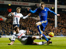 Jamie Vardy (r.) steht bei Leicester City doch vor einer Vertragsverlängerung