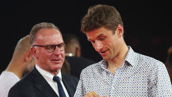 Karl-Heinz Rummenigge geht von einem Verbleib von Thomas Müller aus