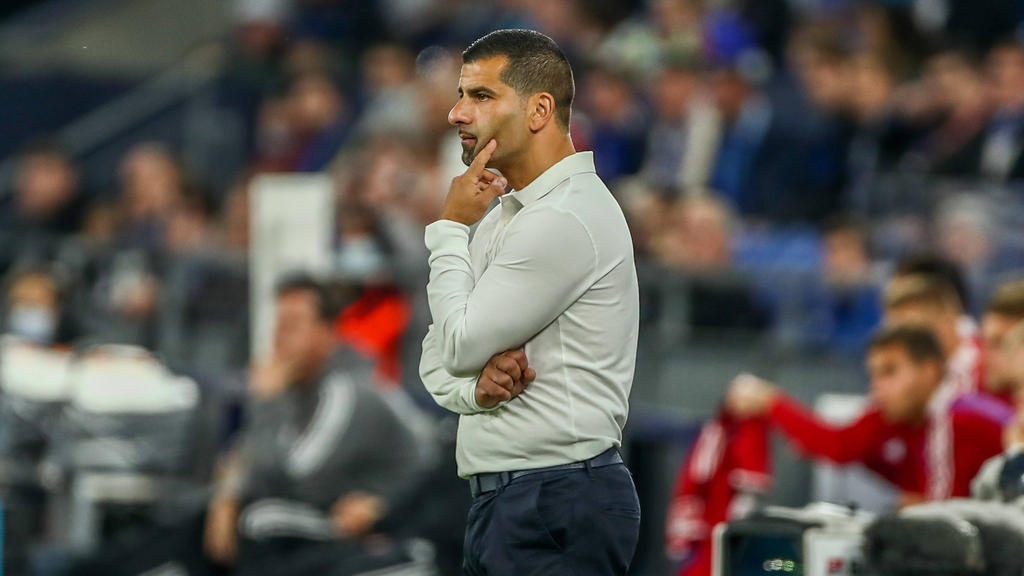 Dimitrios Grammozis befindet sich mit dem FC Schalke 04 noch nicht in der Erfolgsspur Dimitrios Grammozis befindet sich mit dem FC Schalke 04 noch nicht in der Erfolgsspur