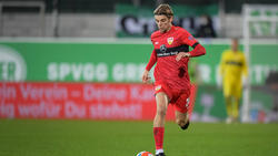 Borna Sosa steht beim VfB Stuttgart noch bis 2025 unter Vertrag