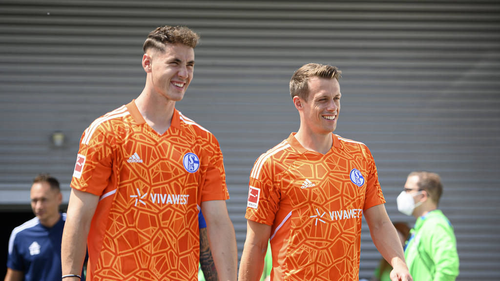Wechselten im Sommer zum FC Schalke 04: Justin Heekeren und Alexander Schwolow