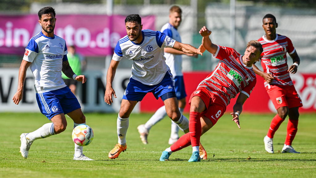 Der FC Schalke 04 testete am Sonntag gegen den FC Augsburg Der FC Schalke 04 testete am Sonntag gegen den FC Augsburg