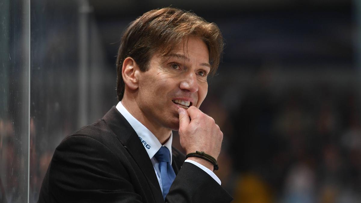 Uwe Krupp ist nicht mehr Trainer von HC Sparta Prag Uwe Krupp ist nicht mehr Trainer von HC Sparta Prag