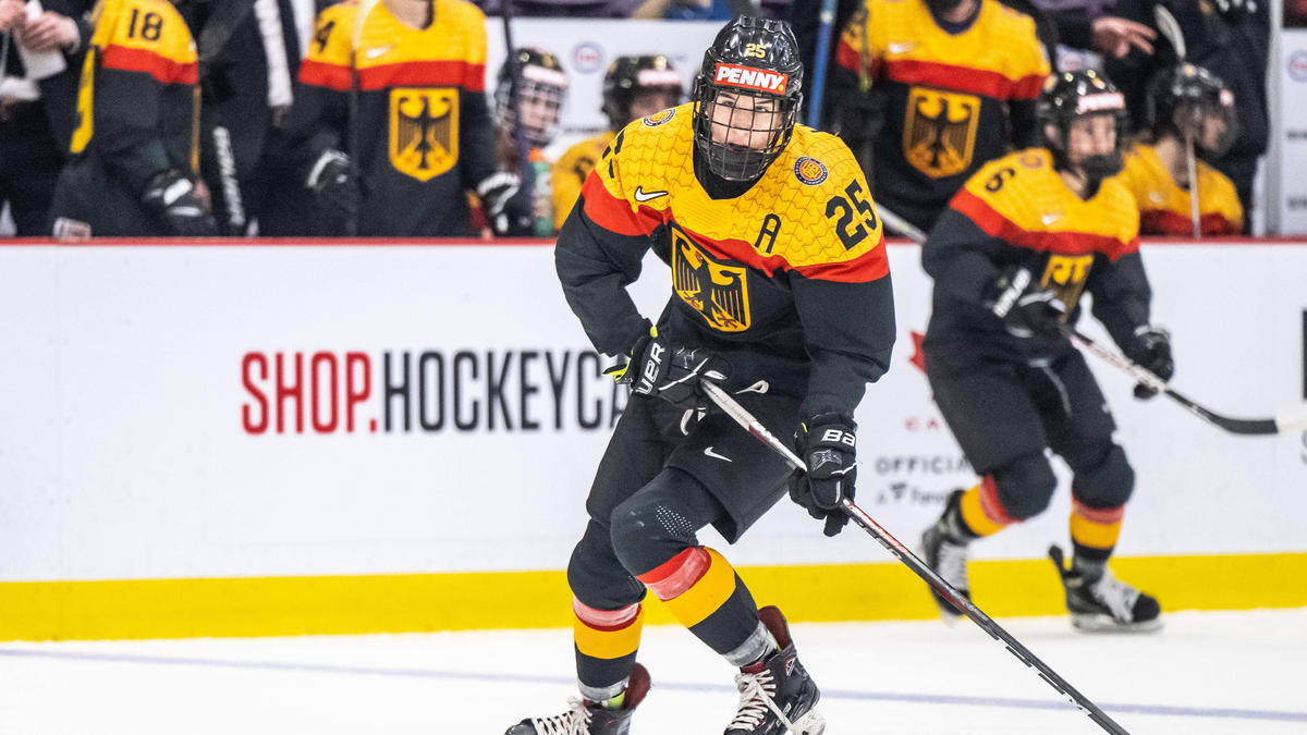 Deutschland zu Beginn des Deutschland-Cups gegen Dänemark