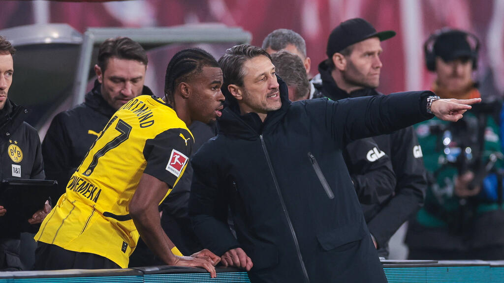 Rückt Carney Chukwuemeka in die BVB-Startelf von Niko Kovac? Rückt Carney Chukwuemeka in die BVB-Startelf von Niko Kovac?