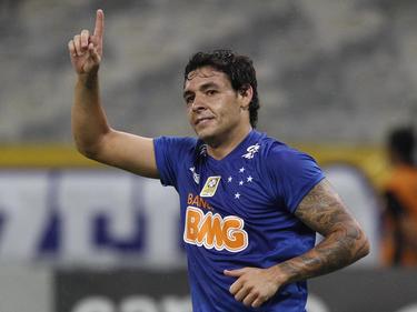 Mit seinem Treffer zum 2:1 gegen Criciúma genlang Goulart vom Tabellenführer Cruzeiro die Wende, nachdem die Gäste bereits nach drei Minuten in Führung gegangen waren. Das Spiel sollte Cruzeiro am Ende mit 3:1 gewinnen. (09.11.2014)