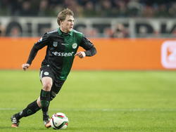 Simon Tibbling in de wedstrijd tegen Ajax in de eredivisie. (16-01-15)