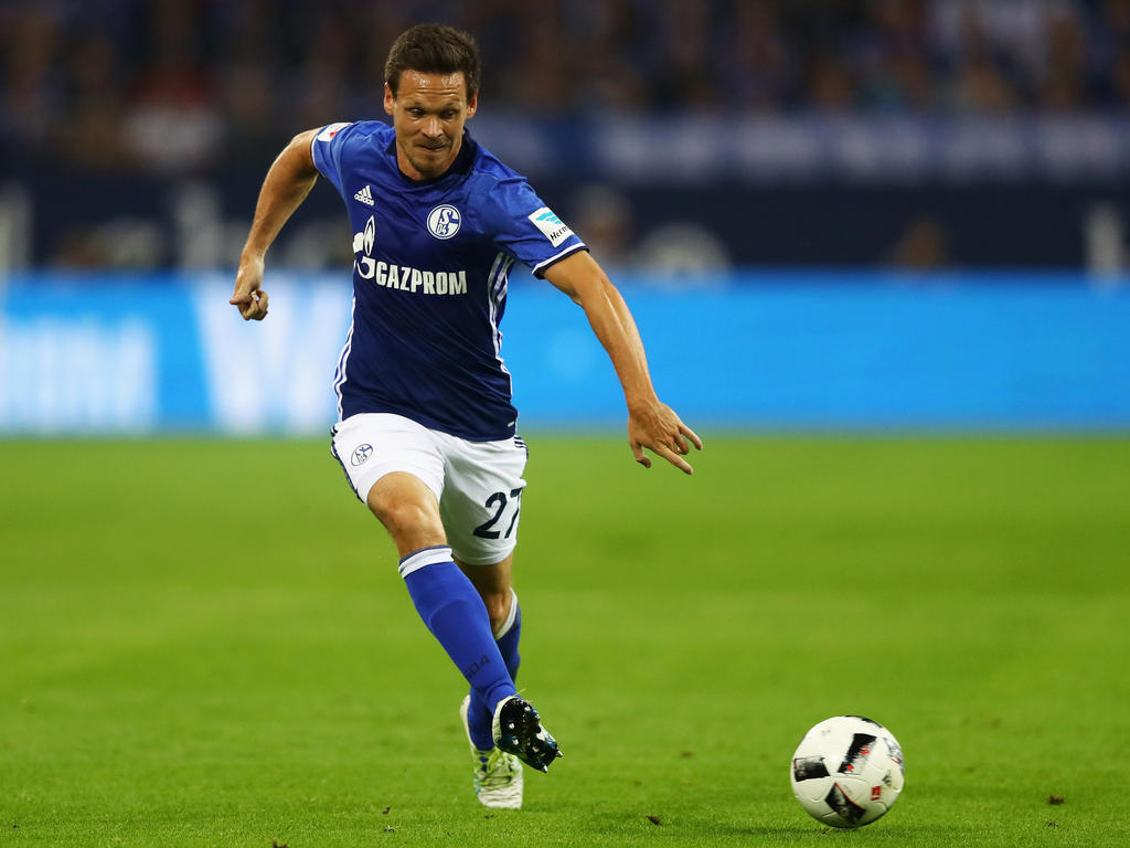 Sascha Riether stellt sich vor Markus Weinzierl Sascha Riether stellt sich vor Markus Weinzierl