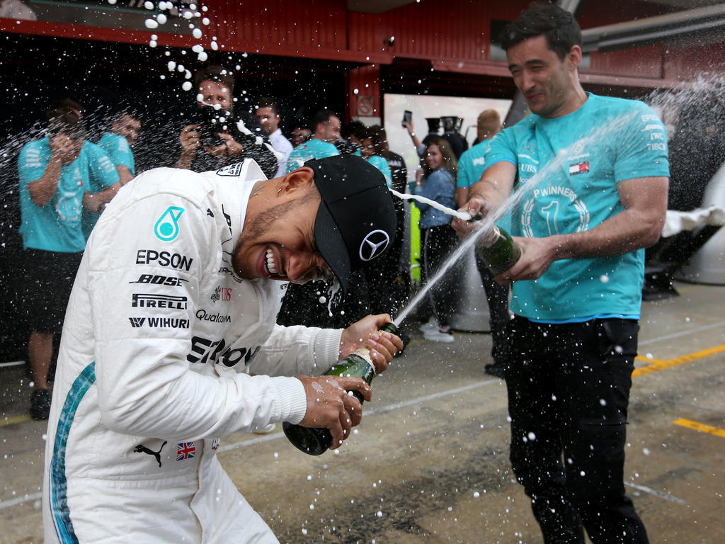 Lewis Hamilton knackte in Barcelona eine weitere Schumacher-Bestmarke Lewis Hamilton knackte in Barcelona eine weitere Schumacher-Bestmarke