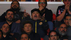 Diego Maradona musste das Spiel von der Tribüne aus verfolgen