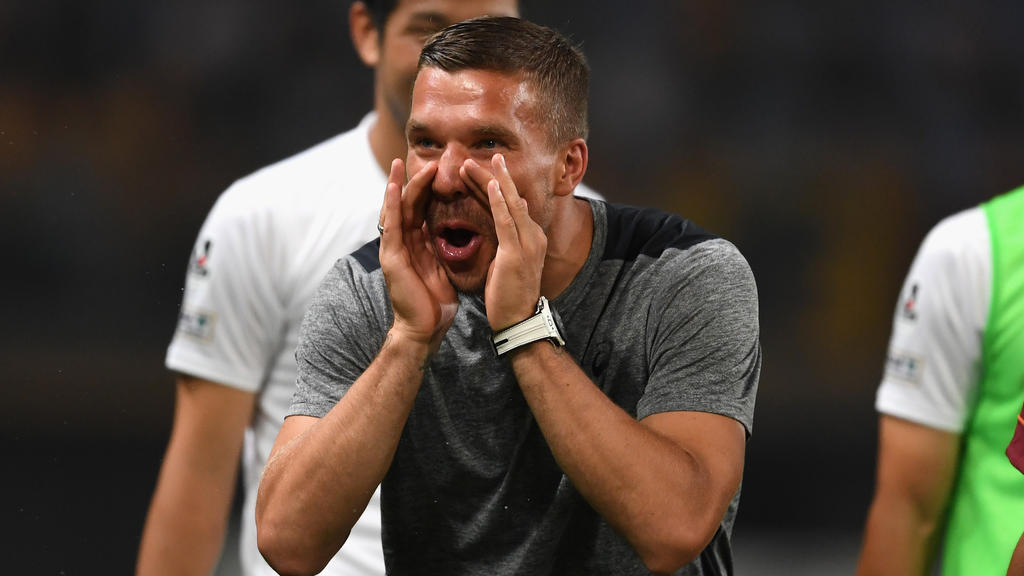Lukas Podolski hat noch einmal für Furore in Japan gesorgt
