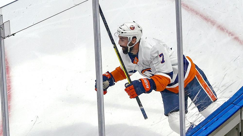 Jordan Eberle hält New York Islanders im Playoff-Rennen Jordan Eberle hält New York Islanders im Playoff-Rennen