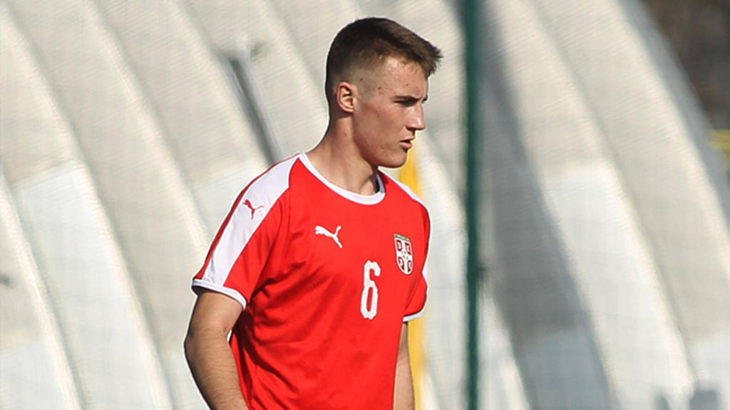 Branislav Knezevic soll das Interesse von Eintracht Frankfurt und Hertha BSC geweckt haben